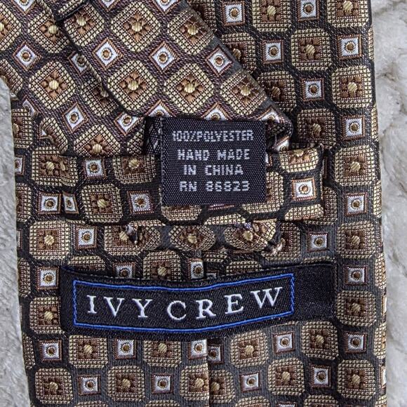 Ivy Crew Men’s Brown Gold Geometric Pattern Polyester Tie Classic Neckwear - Picture 2 of 4